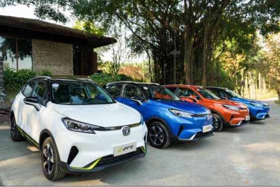 长安新能源为车主免费换滤芯，抗击疫情品牌在行动！