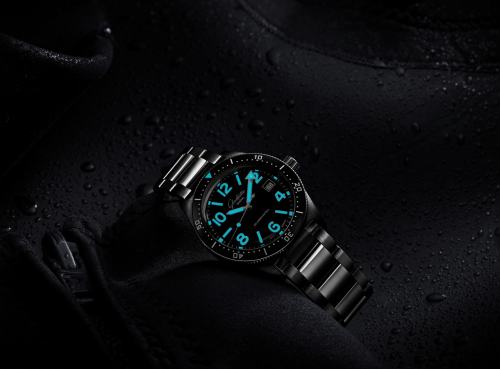 卓越非凡之作，伴你潜行 ：格拉苏蒂原创SeaQ腕表致敬世界海洋日