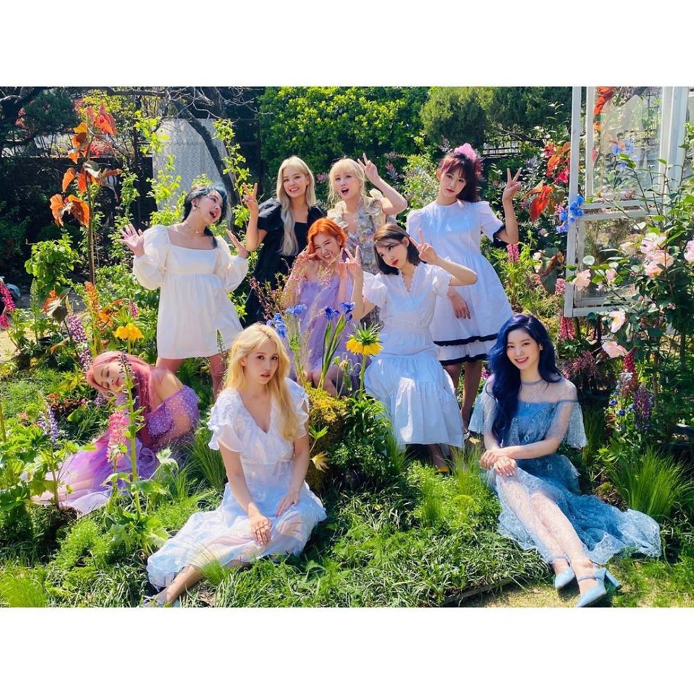 后台工作人员疑批评TWICE：她们真的很不会唱！粉丝涌入电视台留言抗议！电视台火速作回应！