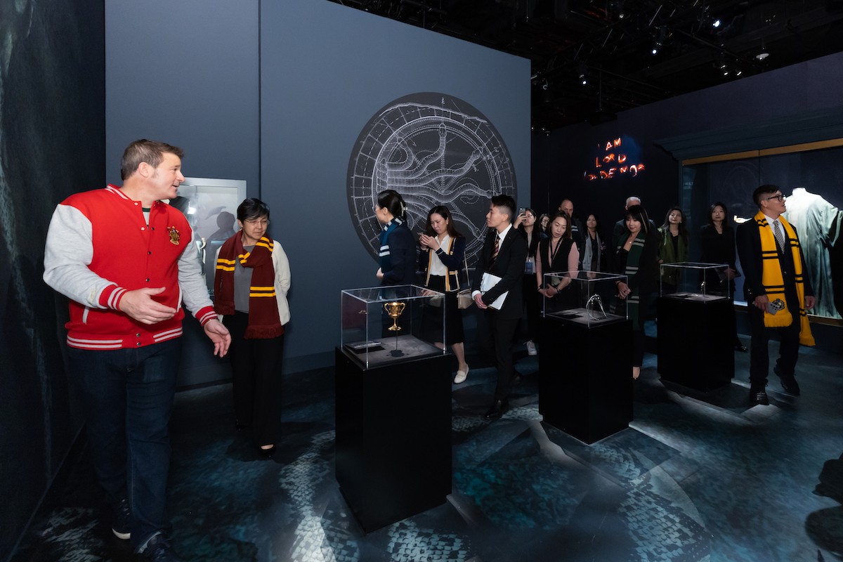 哈利·波特™:展览 今日于澳门伦敦人盛大开幕 立即购买门票 展开魔法之旅!