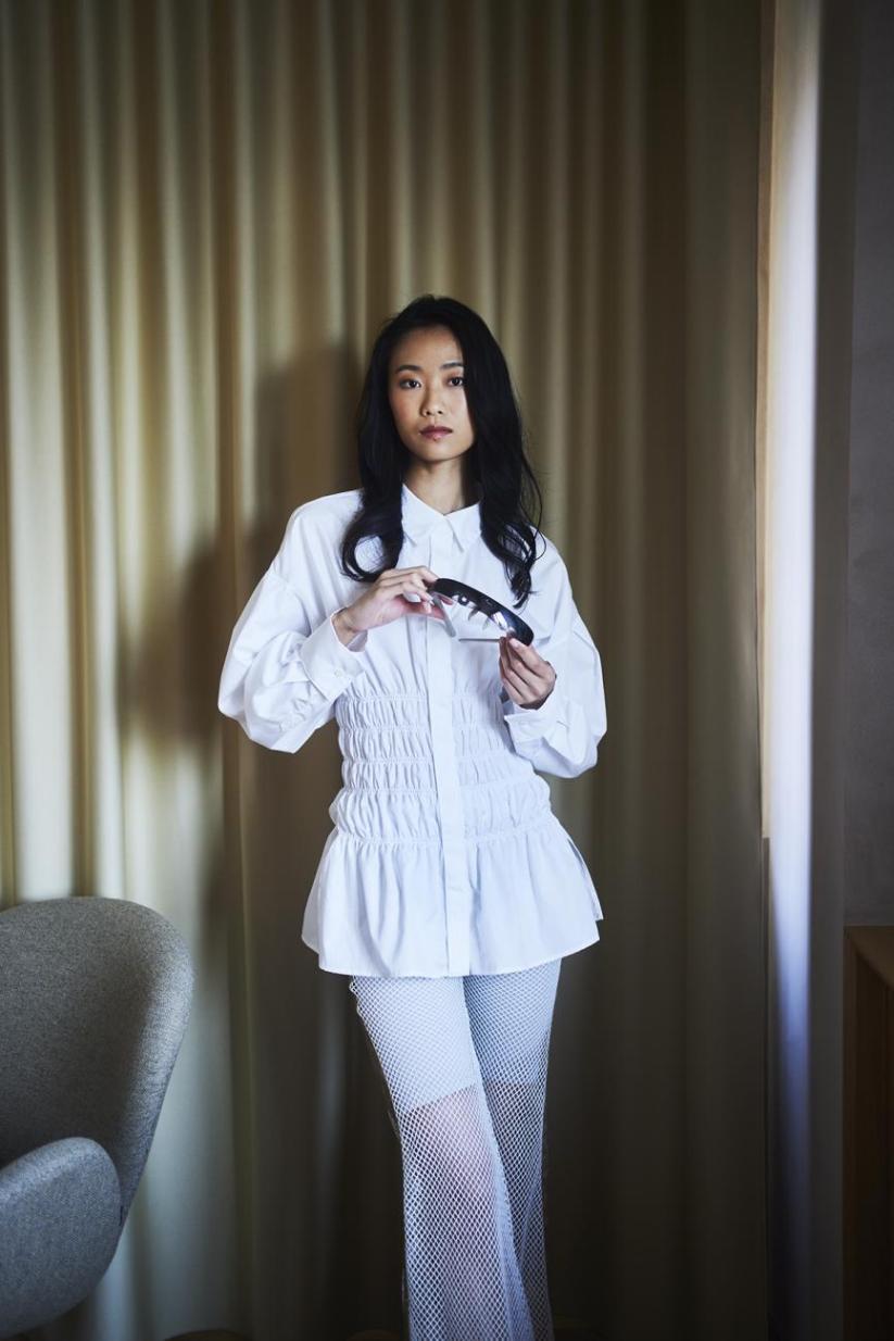 五一黄金周赴日必买！日本电器城人气产品，护眼首选自动对焦眼镜ViXion01