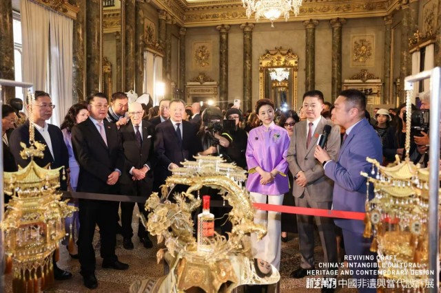 国窖1573走进米兰，非遗宫灯点亮2025“新生万物——中国非遗与当代设计展